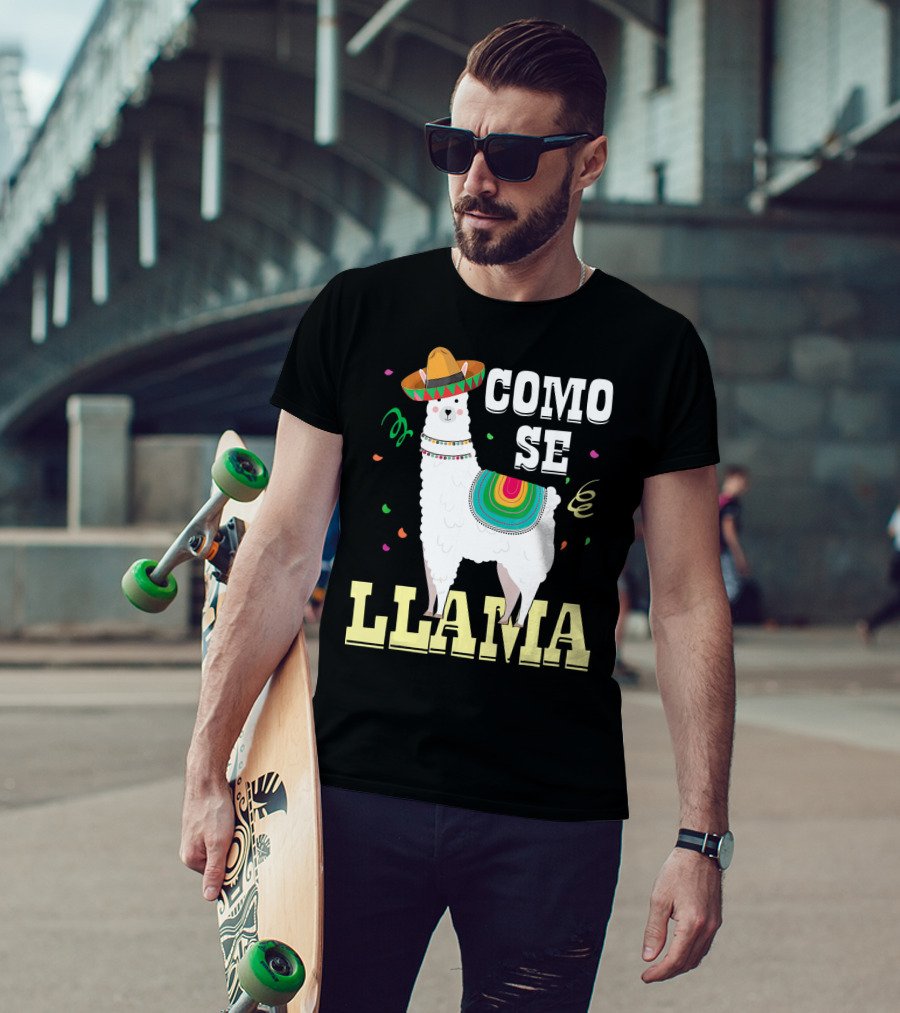 COMO SE LLAMA Cinco De Mayo Llama With Sombrero And Festive Colors T-Shirt
