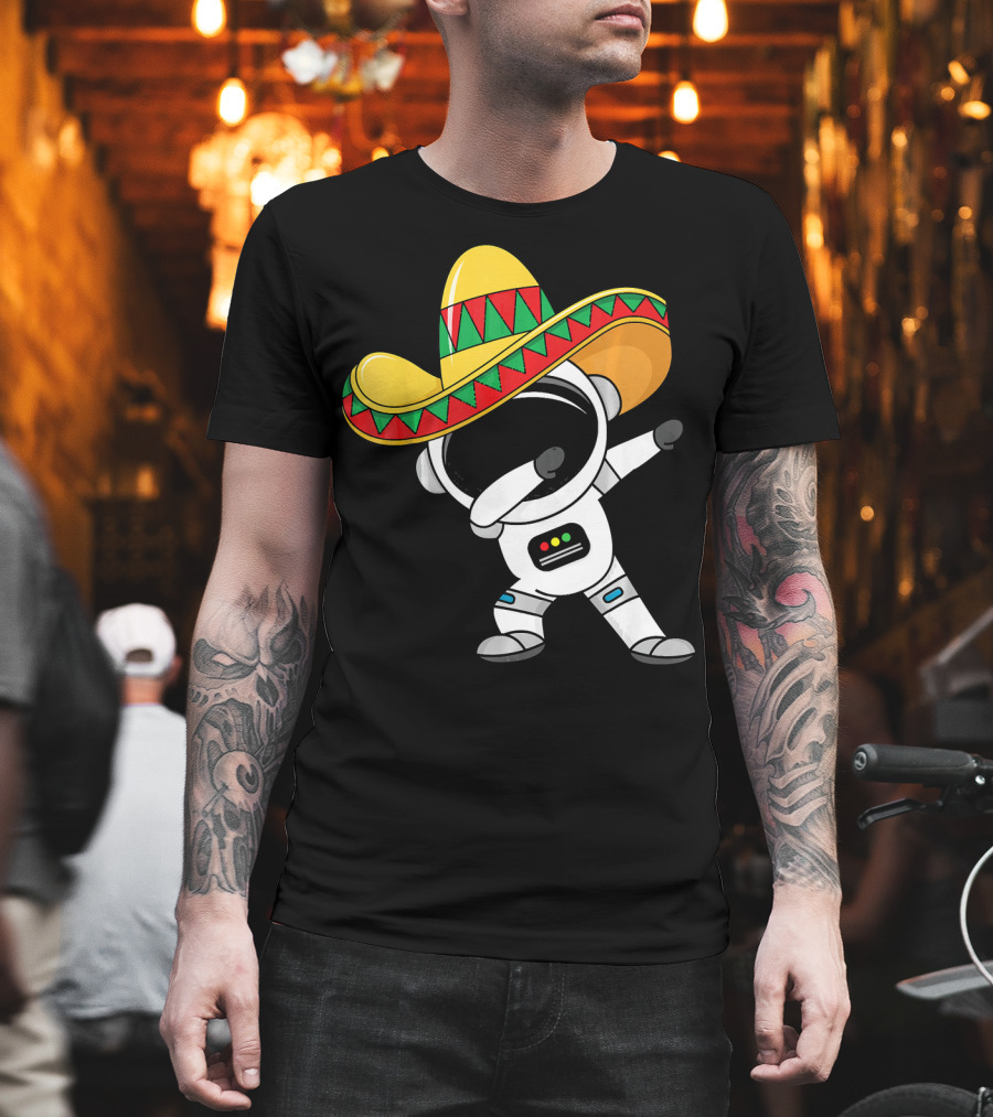 Kids Cinco De Mayo Astronaut Sombrero Dabbing T-Shirt