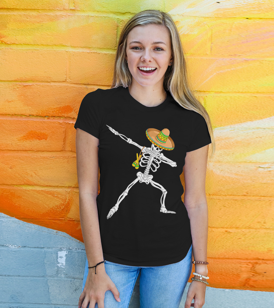 Cinco De Mayo Dabbing Skeleton Sombrero Dance T-Shirt