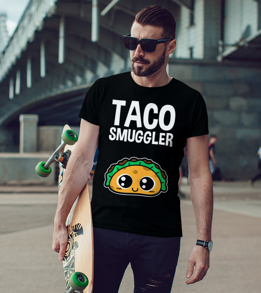 Creative Taco Smuggler Cute Cinco De Mayo Pregnancy Announcement T-Shirt