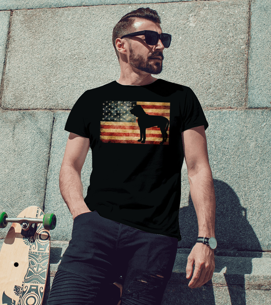 American Flag Bloodhound Silhouette On Vintage Patriot Background T-Shirt