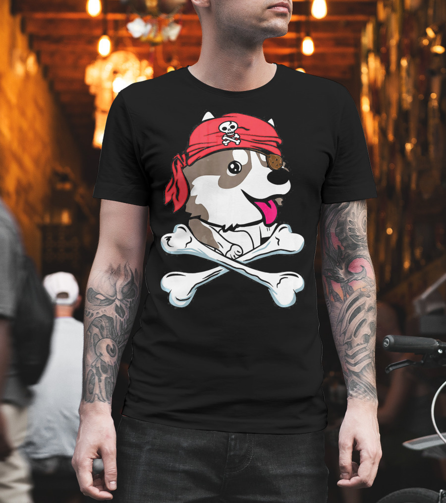 Husky Pirate Halloween Dog Crossbones Hat T-Shirt