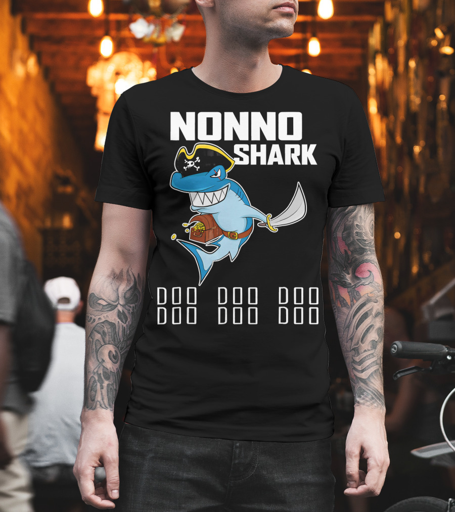 Nonno Shark Doo Doo Doo Pirate Grandpa T-Shirt