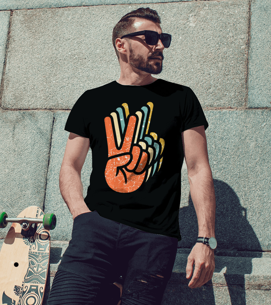 Hippie Peace Vintage 60s 70s Tie Dye Style Retro Hand Sign T-Shirt