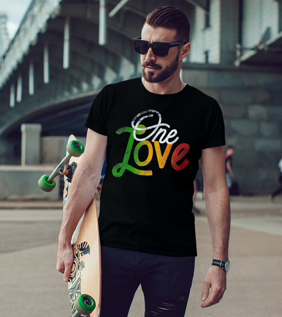 One Love Heart Rasta Reggae Roots Clothi Vintage Rastafarian Colors T-Shirt