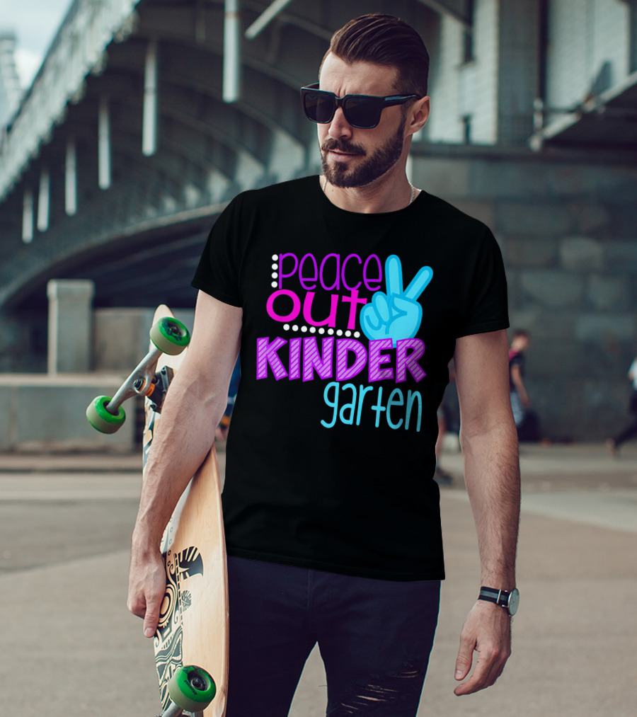Peace Out Kindergarten First Day Of School T-Shirt
