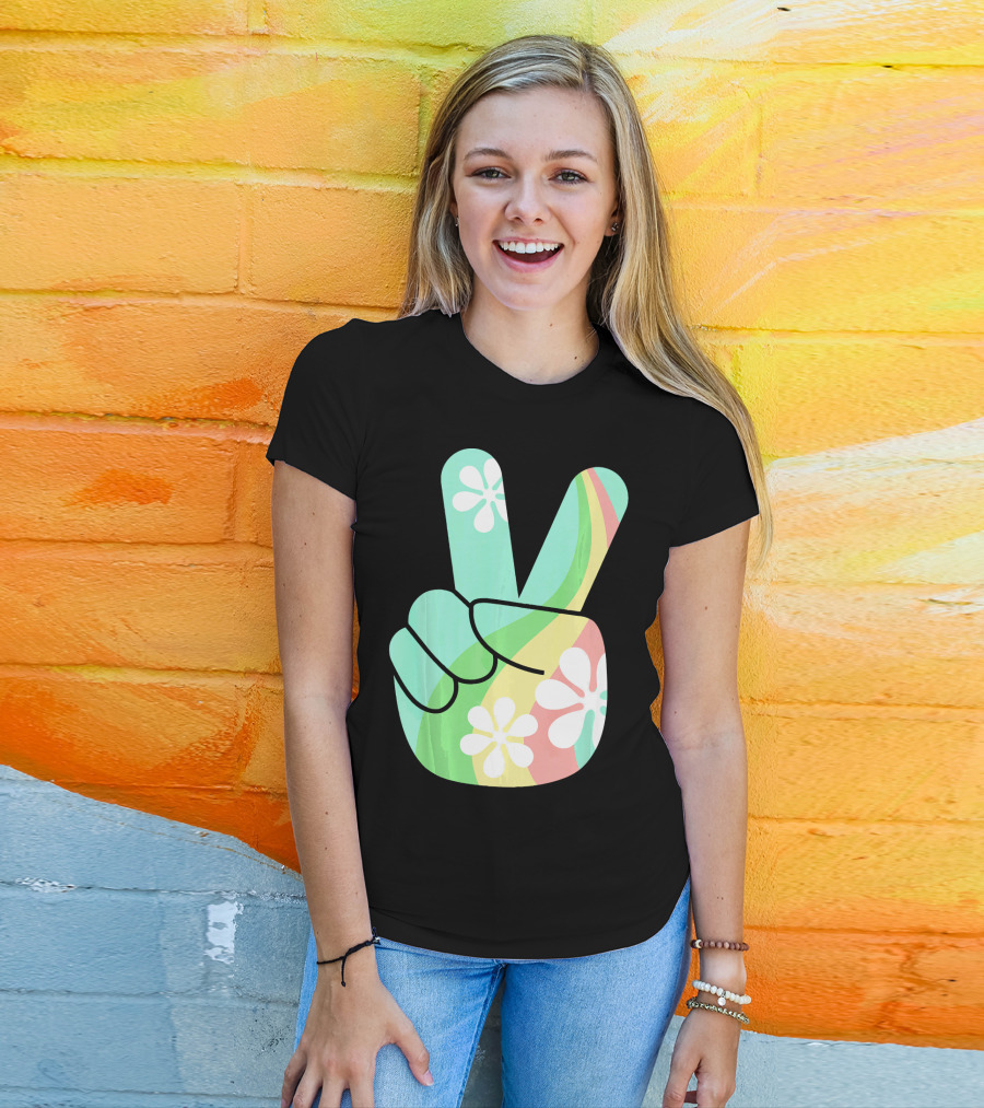 Retro Vintage Peace Sign Hippie 70s Flower Power Vibes T-Shirt