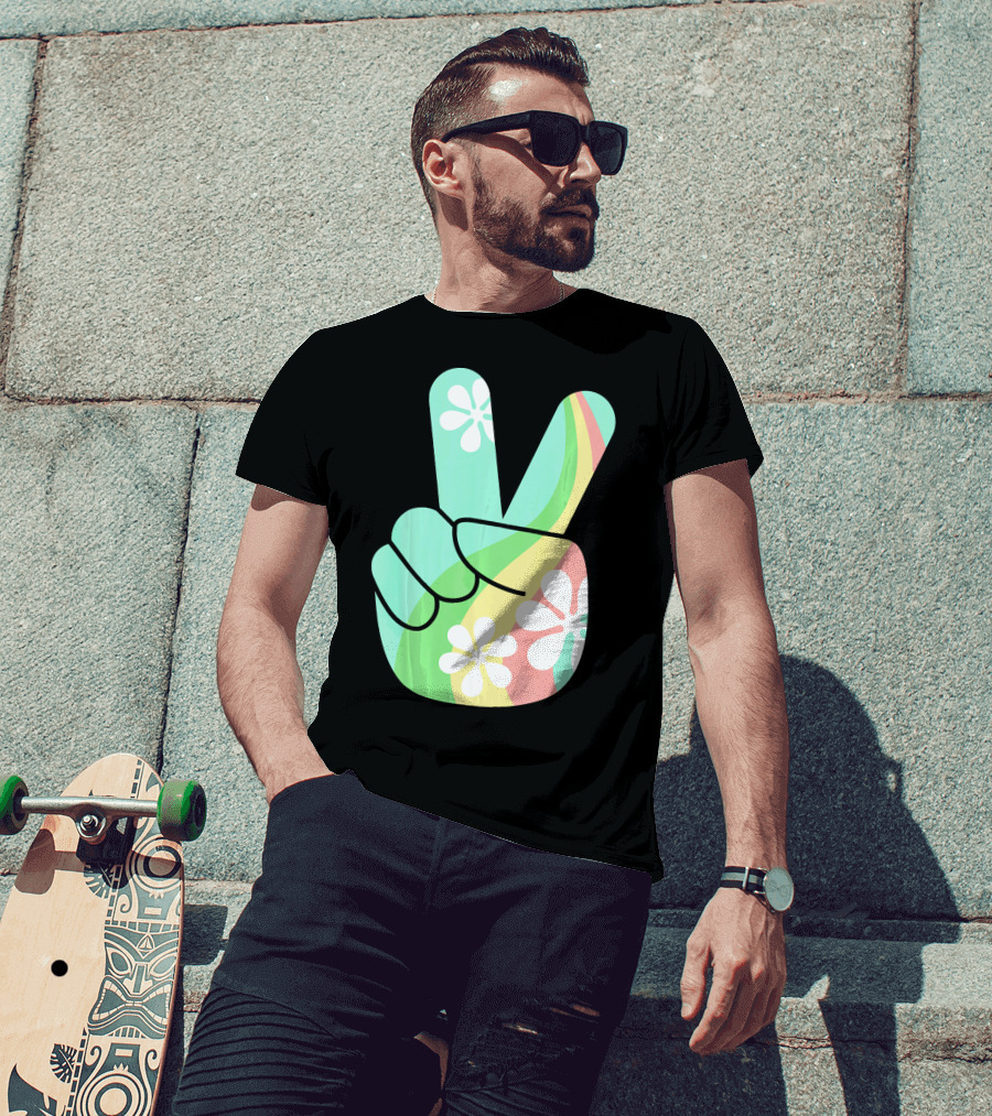 Retro Vintage Peace Sign Hippie 70s Flower Power Vibes T-Shirt
