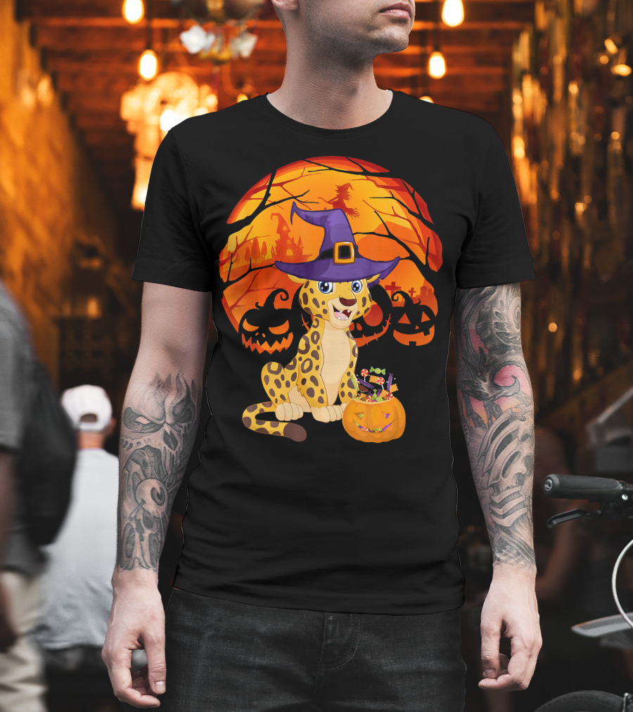 Halloween Costume Leo Witch Hat Leopard Jack-o'-Lantern Moon Shadows T-Shirt