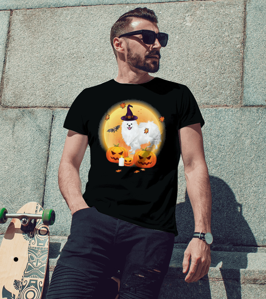 Halloween American Eskimo Dog With Pumpkins And Witch Hat T-Shirt