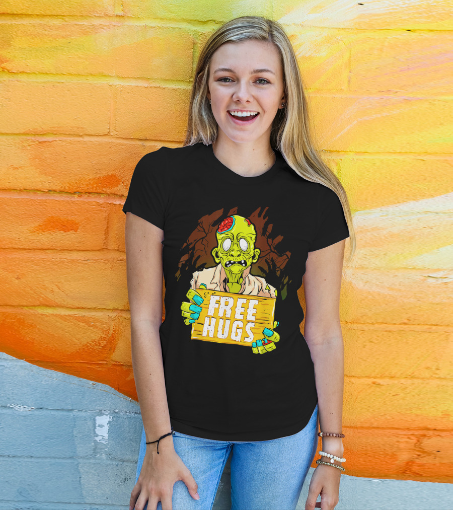 Free Hugs Creepy Zombie Funny Mens Halloween Horror T-Shirt