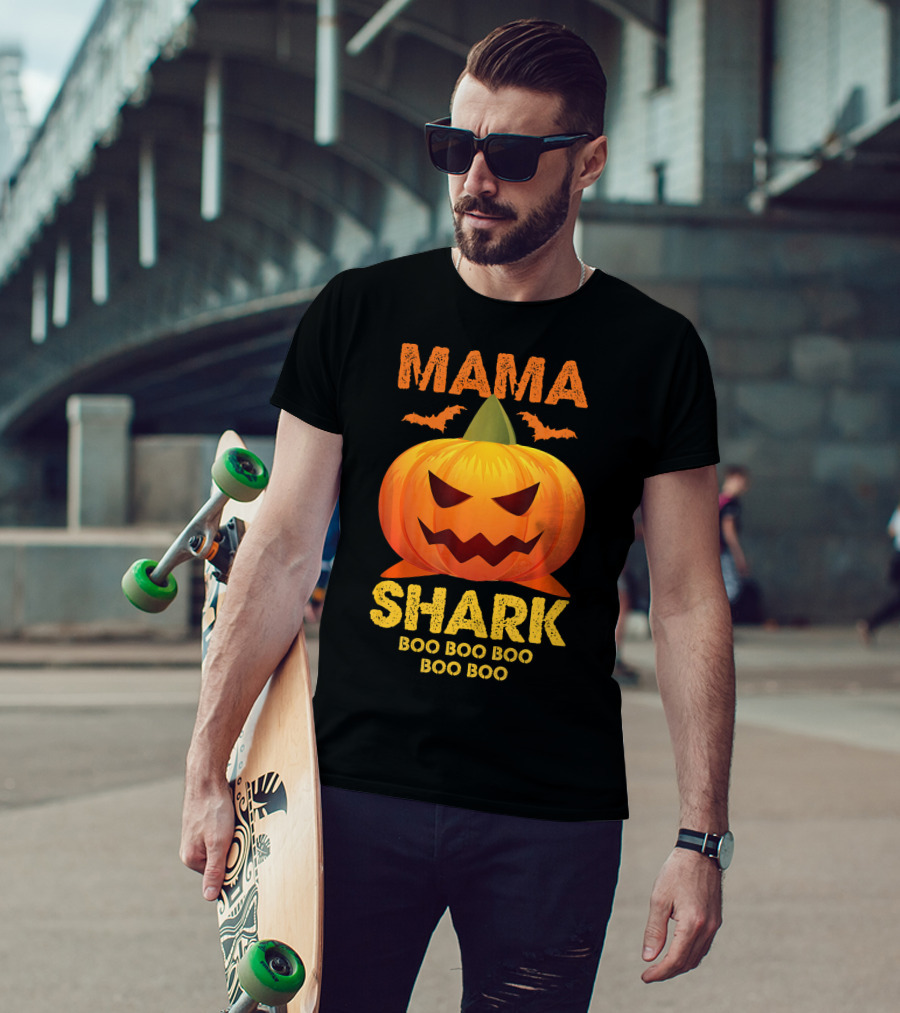 Mama Shark Boo Boo Boo Boo Halloween Pumpkin T-Shirt