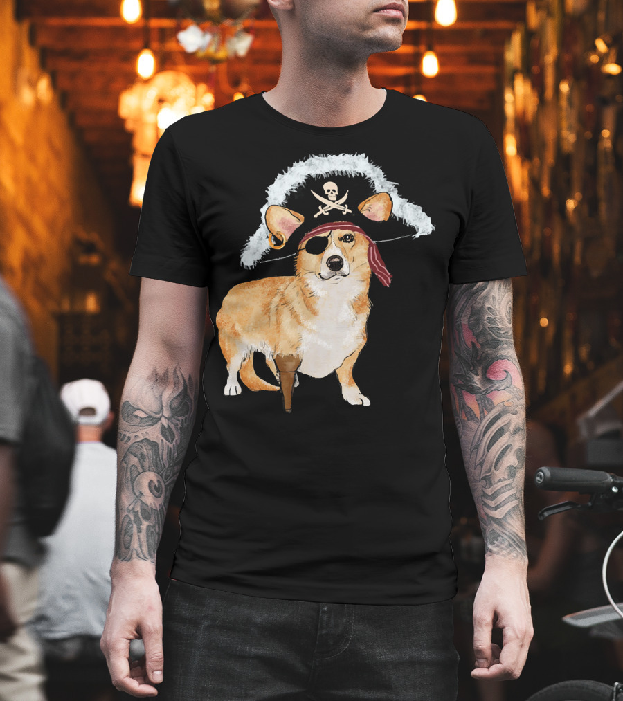 Funny Pirate Corgi Halloween Dog Lovers Skull Eyepatch Hat T-Shirt