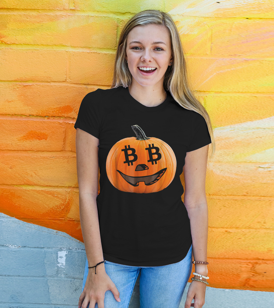 Bitcoin Pumpkin Halloween Costume Crypt T-Shirt