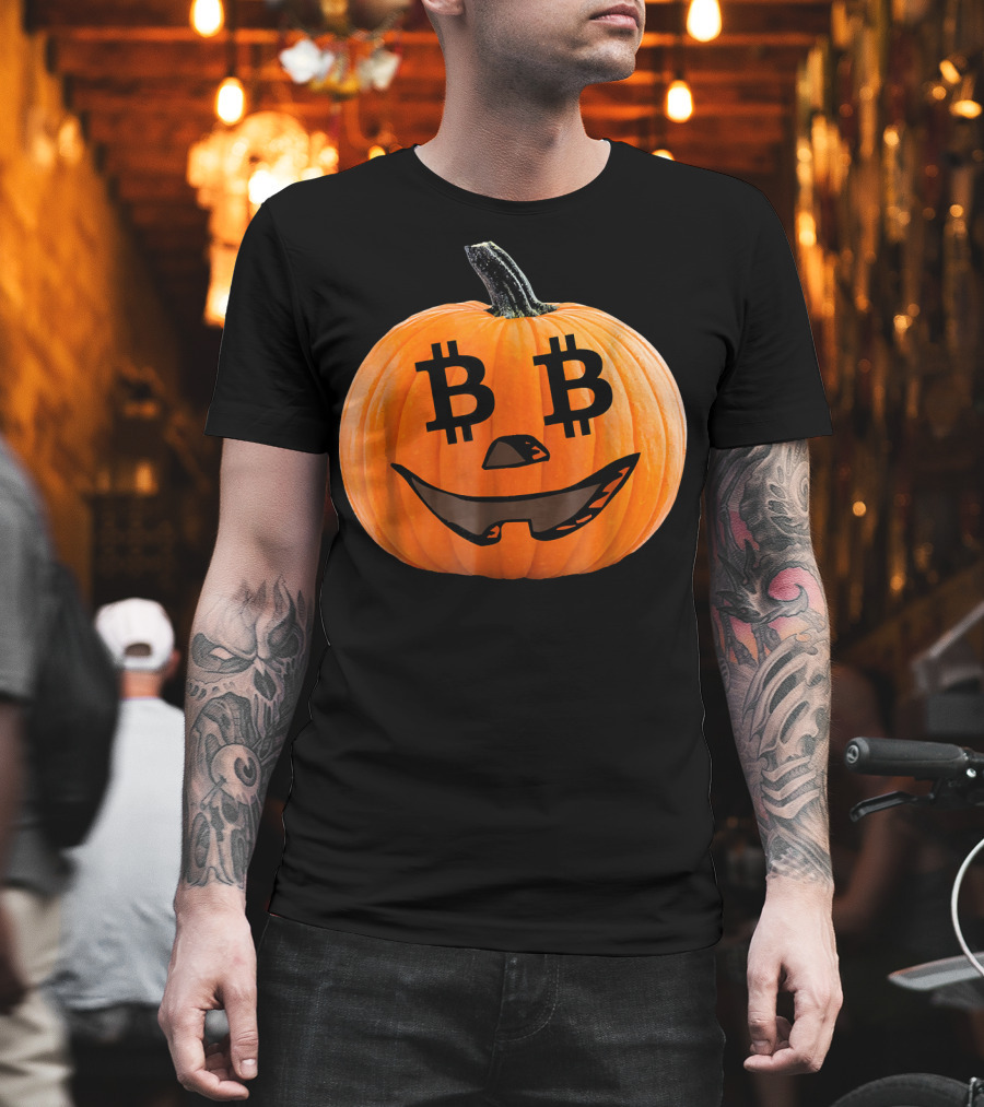 Bitcoin Pumpkin Halloween Costume Crypt T-Shirt
