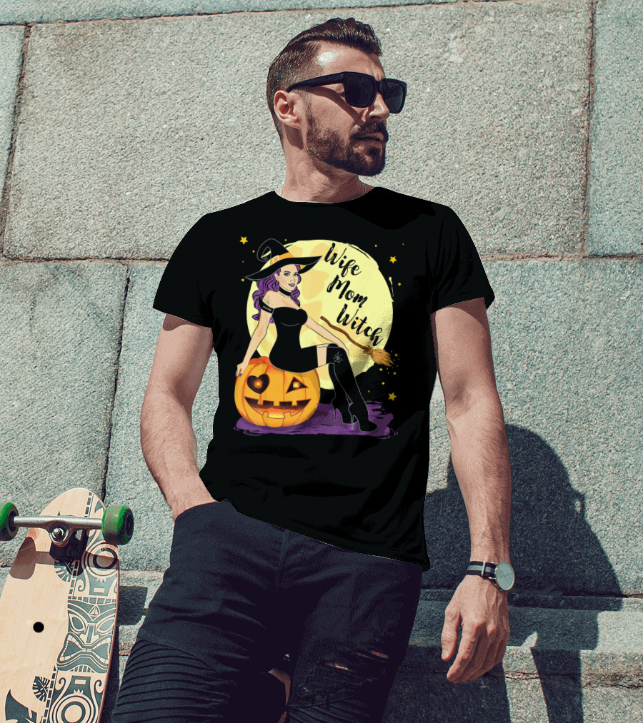 Wife Mom Witch Halloween Women Bro Pumpkin Moon Broomstick T-Shirt