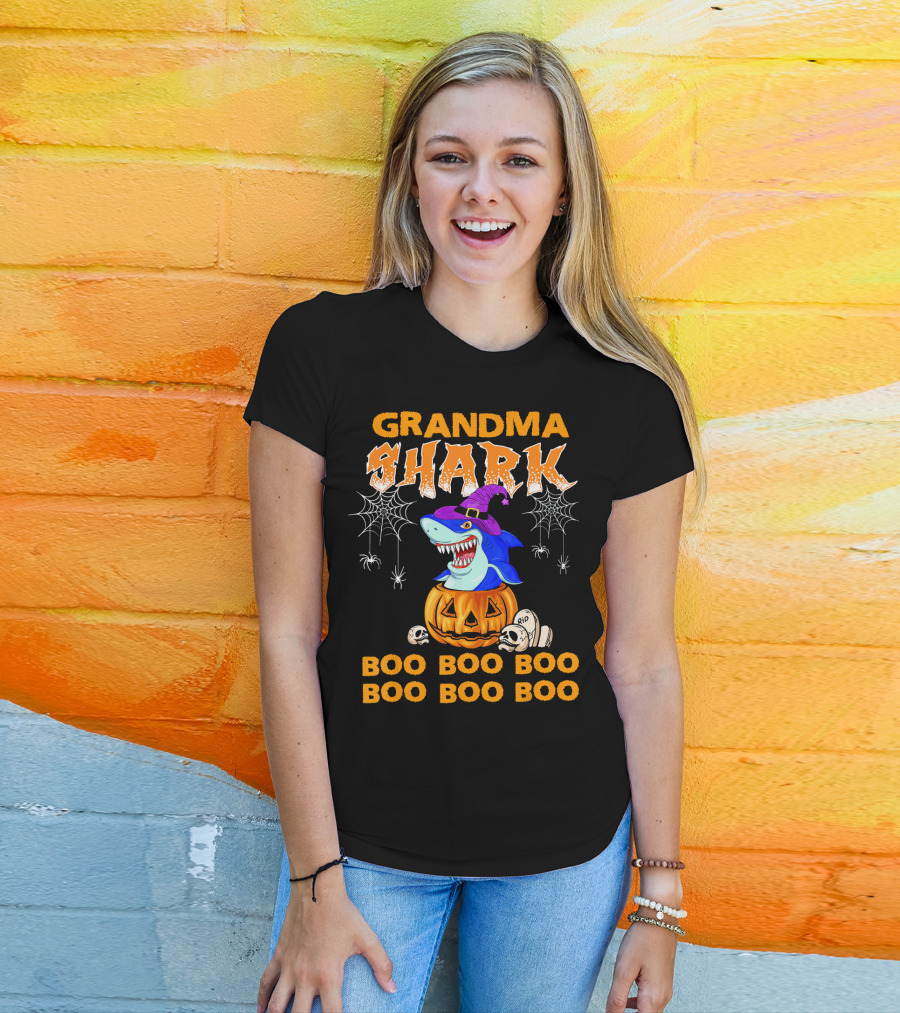 Grandma Shark Halloween Boo Boo Pumpkin Spider Webs T-Shirt