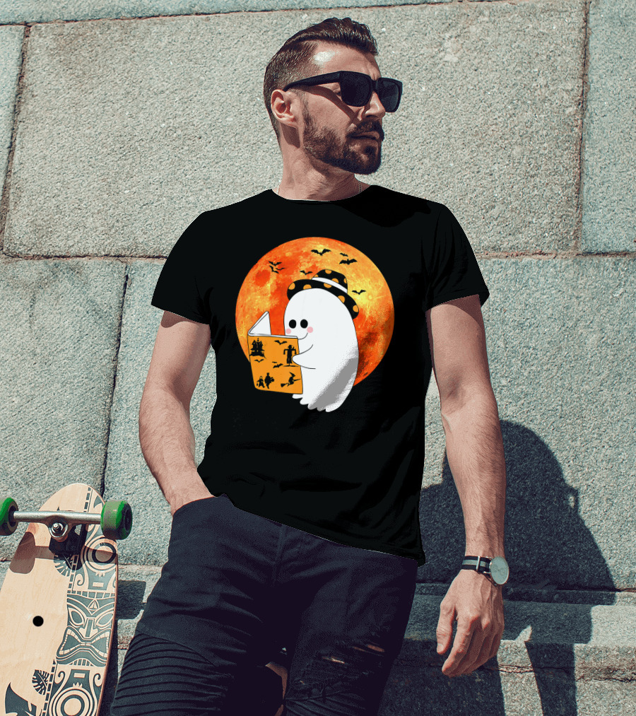 Halloween Ghost Reading Boo Books With Orange Moon And Bats T-Shirt