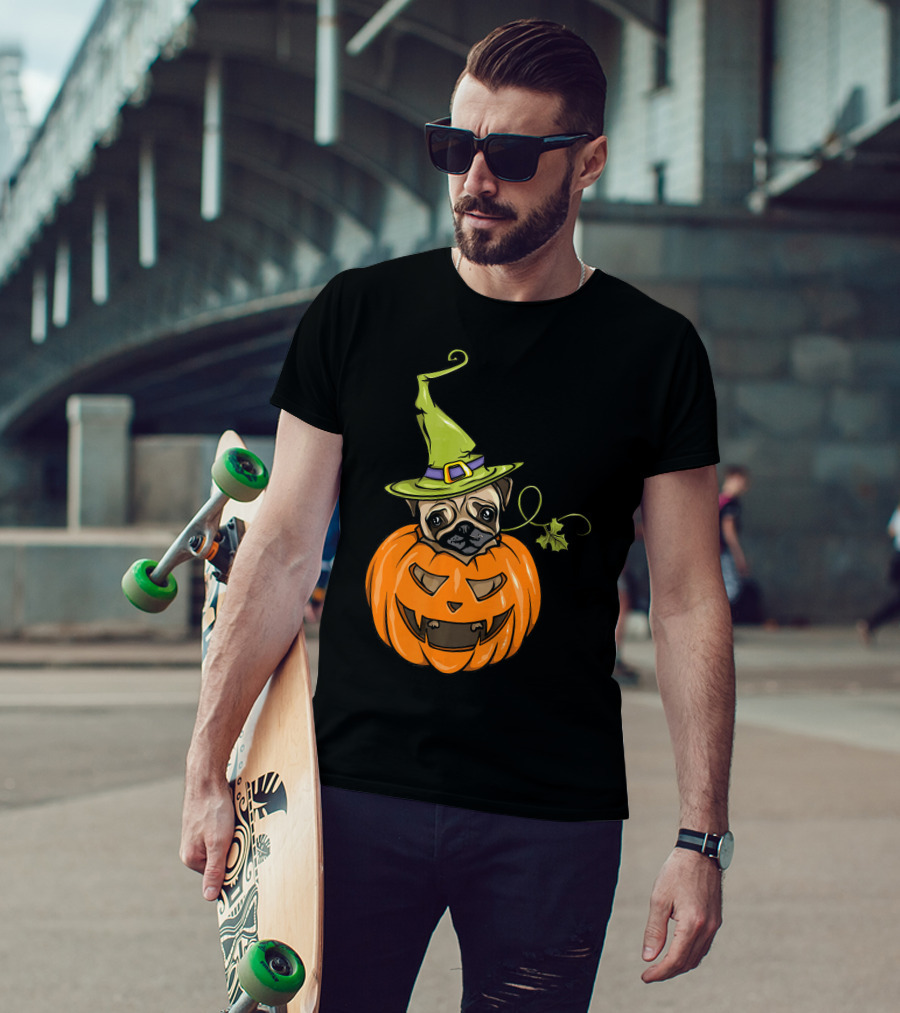 Pumpkin Pug Witch Halloween Costume Women T-Shirt