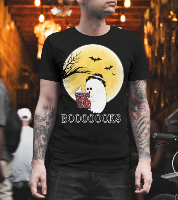 Booooooks Boo Ghost Reading Under the Full Moon Halloween T-Shirt Booooooks Boo Ghost Reading Under the Full Moon Halloween T-Shirt