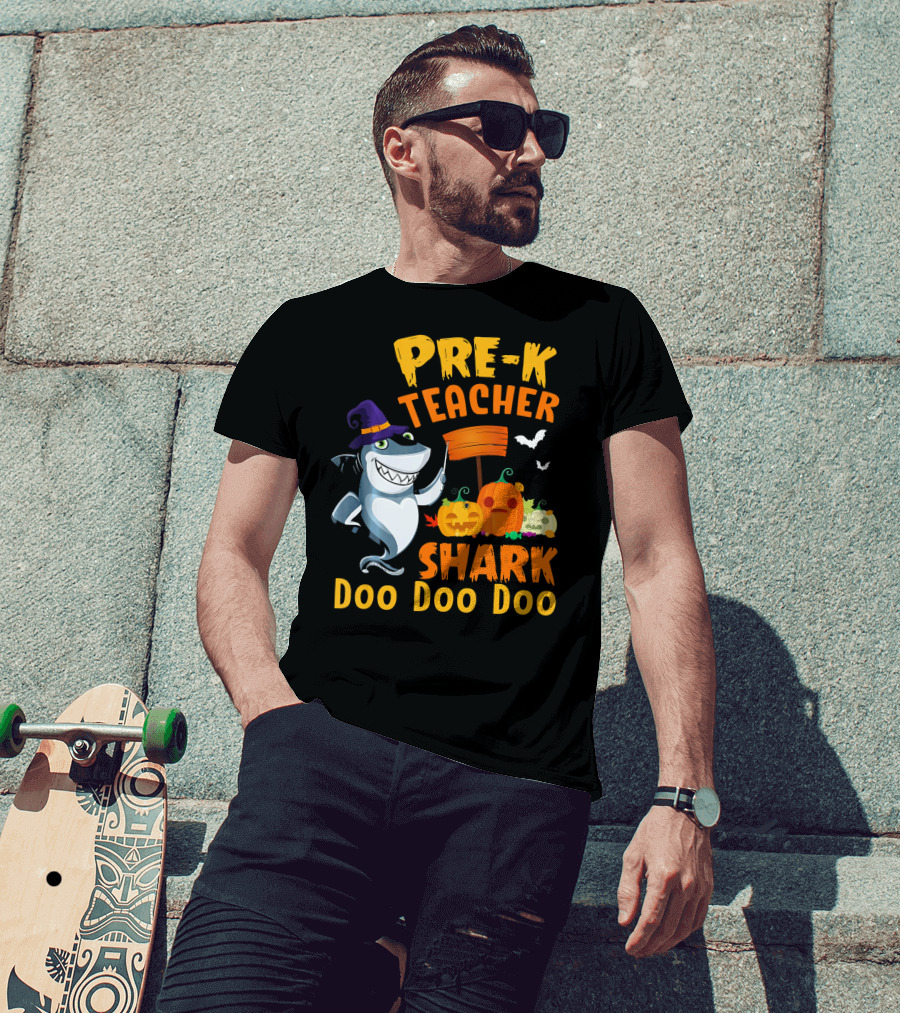 Pre-K Teacher Shark Doo Doo Doo Halloween Witch Pumpkins Bats T-Shirt