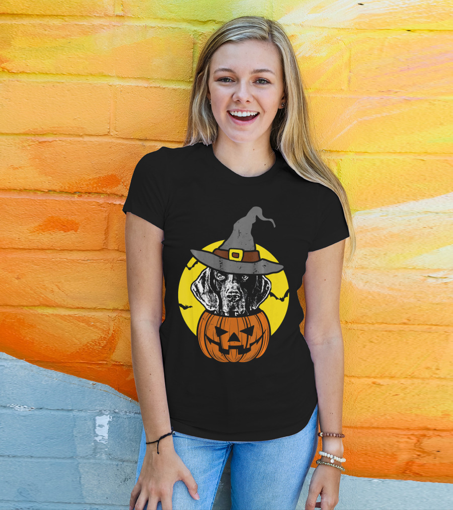 German Shorthaired Pointer Witch Hat Pumpkin Halloween Moon T-Shirt