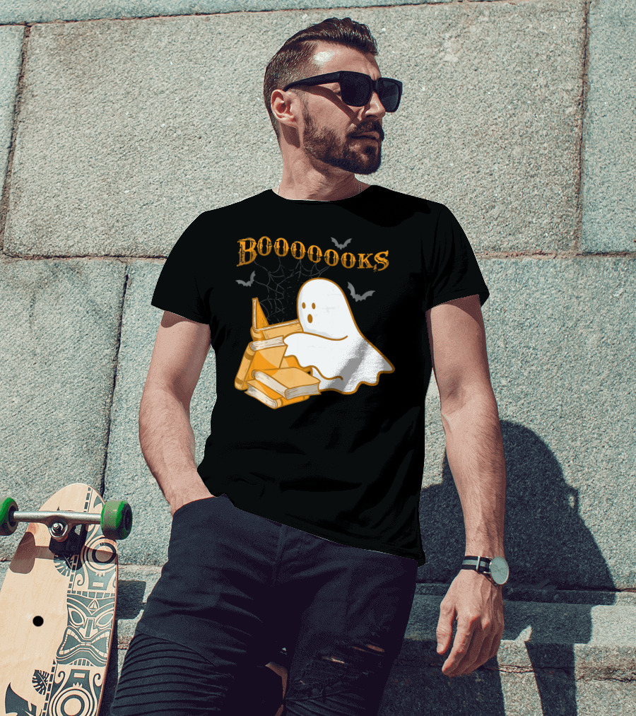 Booooooks Ghost Reading Bat Halloween Teacher T-Shirt