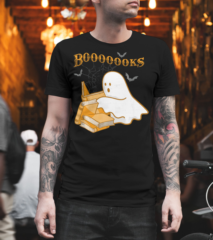 Booooooks Ghost Reading Bat Halloween Teacher T-Shirt