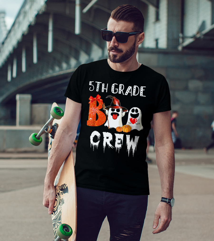 5Th Grade Boo Crew Halloween Ghosts With Witch Hat And Pumpkins T-Shirt