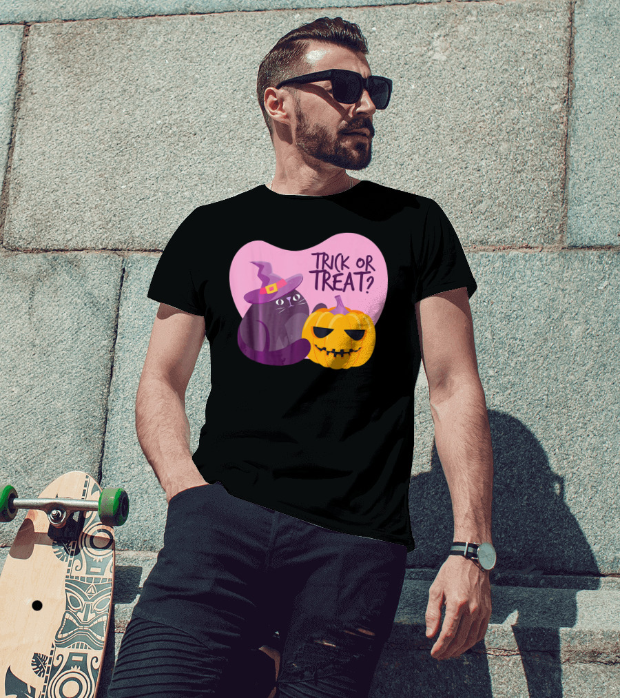 Trick Or Treat Happy Halloween Day Kids Halloween Pump T-Shirt