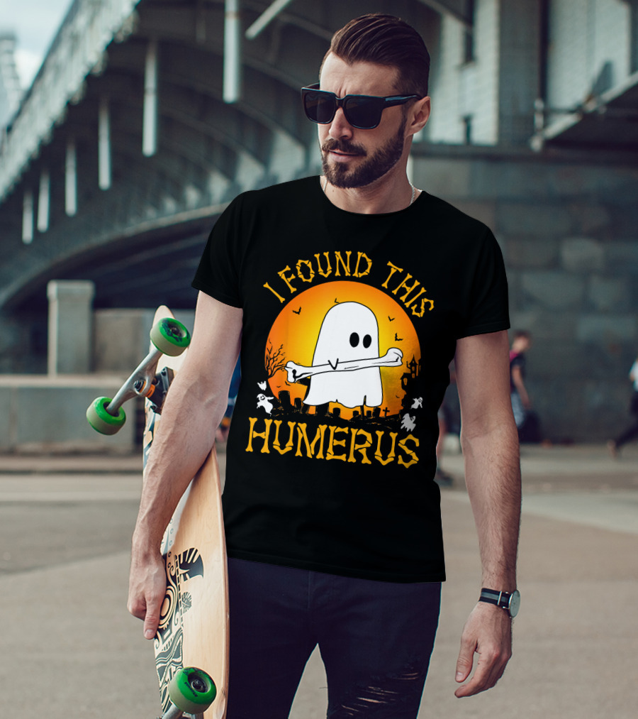 I Found This Humerus Halloween Ghost With Bone Spooky Graveyard Scene T-Shirt