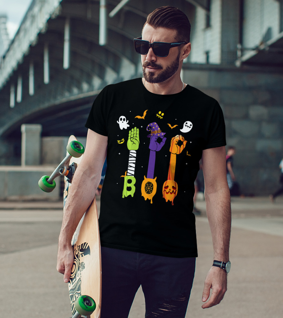 Boo Zombie Hand Sign Witch Hat Pumpkin Ghosts Halloween T-Shirt