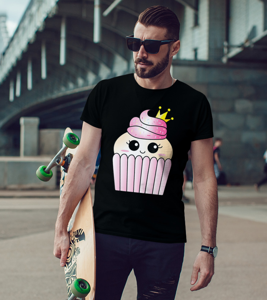 Sweet Pink Cupcake Muffin Queen Kawaii Crown T-Shirt
