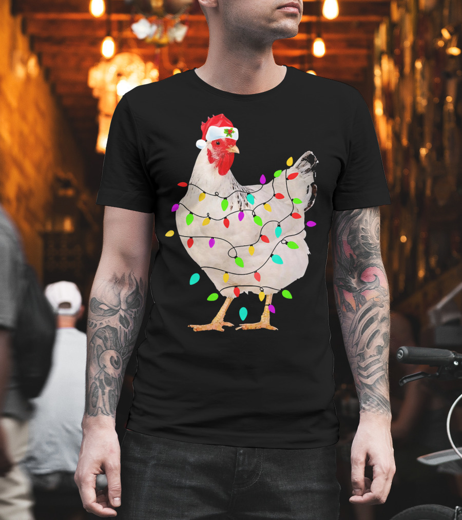 Chicken Christmas Light Funny Chicken Santa Hat Festive Holiday Decor T-Shirt
