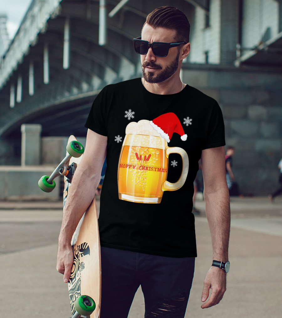 Hoppy Christmas Beer Santa Mug With Snowflakes T-Shirt