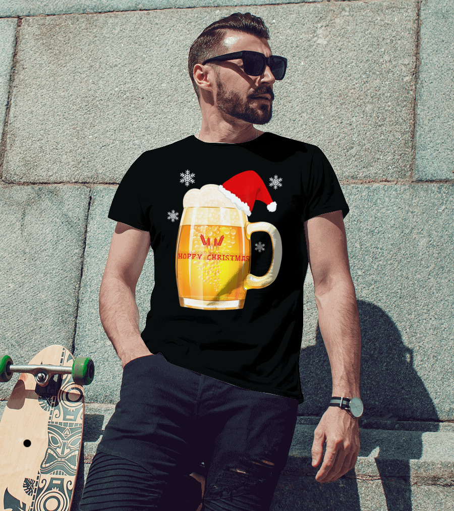 Hoppy Christmas Beer Santa Mug With Snowflakes T-Shirt