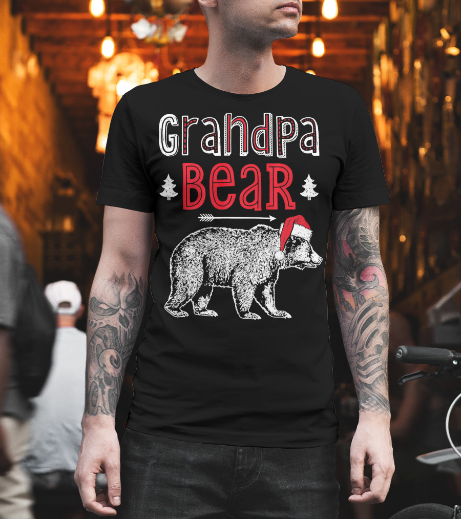 Grandpa Bear Christmas Santa Hat Holiday Family T-Shirt