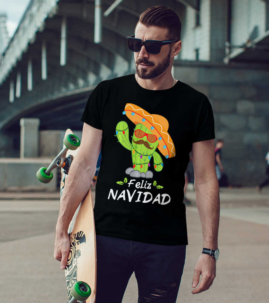 Feliz Navidad Cactus Mexican Tree Christmas Sombrero Lights T-Shirt