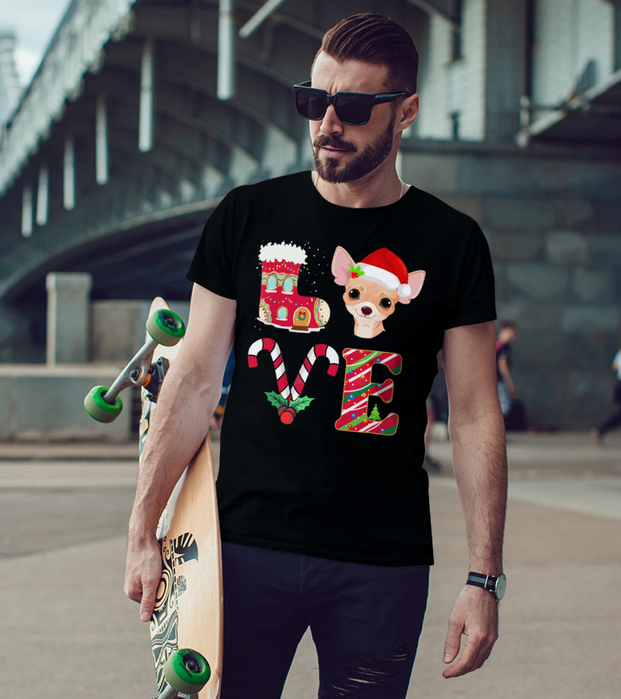 I Love My Chihuahua Christmas Theme With Santa Hat And Holiday Decorations T-Shirt