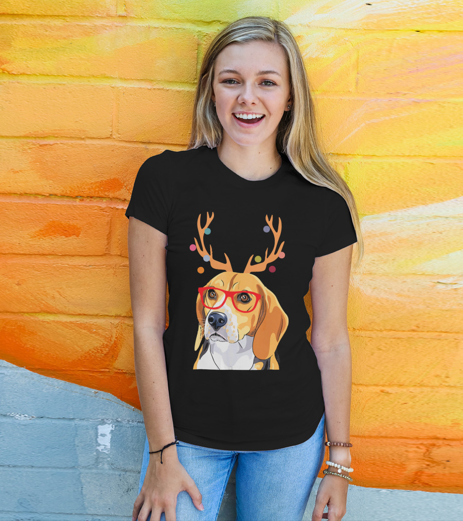 Beagle With Christmas Antlers And Red Glasses T-Shirt