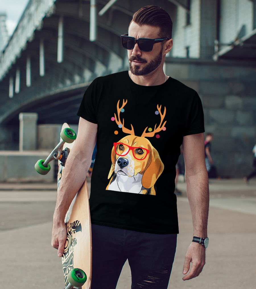 Beagle With Christmas Antlers And Red Glasses T-Shirt