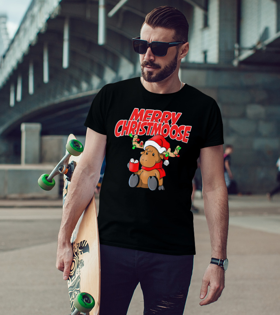 Merry Christmoose Funny Holiday Pun Moose With Santa Hat And Hot Cocoa T-Shirt