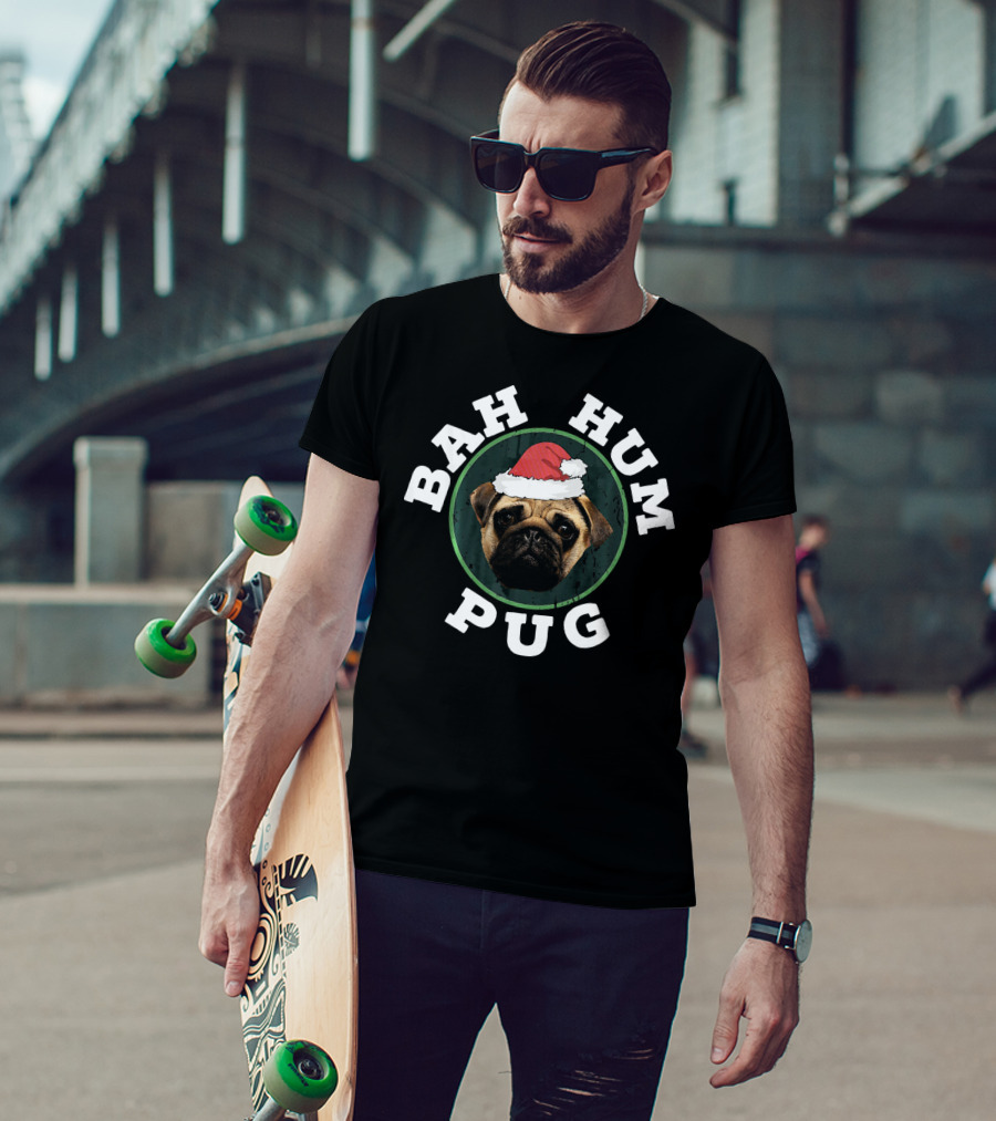 Bah Hum Pug Funny Pug Santa Hat T-Shirt