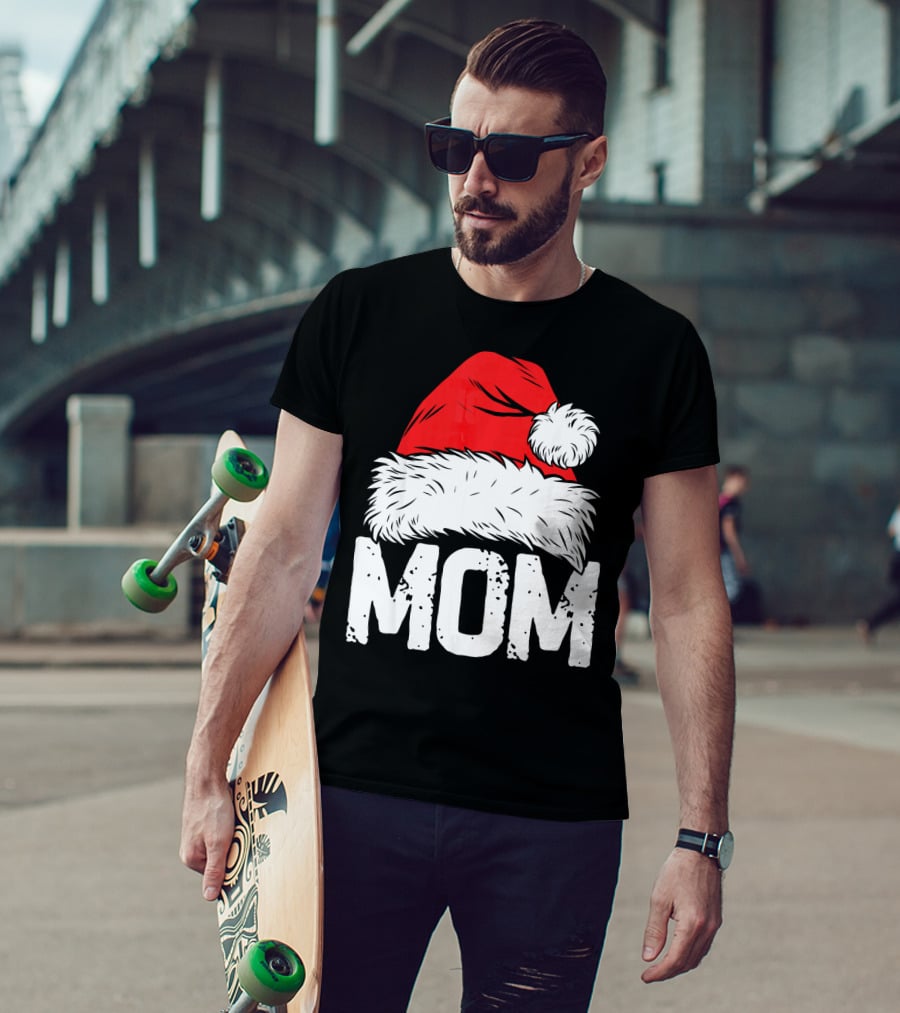 Mom Christmas Santa Hat Family Match T-Shirt