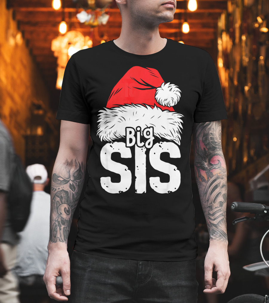 Big Sis Christmas Santa Hat Family T-Shirt