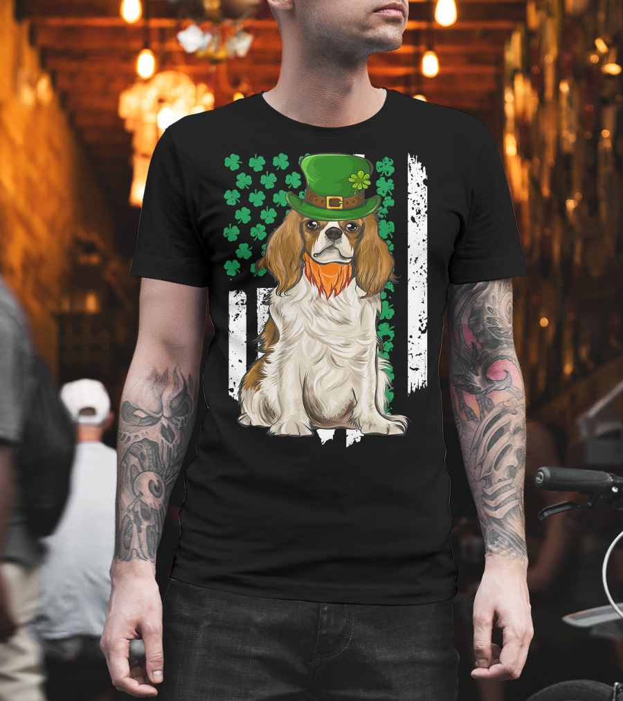 King Charles Spaniel St Patricks Day Irish Dog With Green Hat And Shamrocks T-Shirt