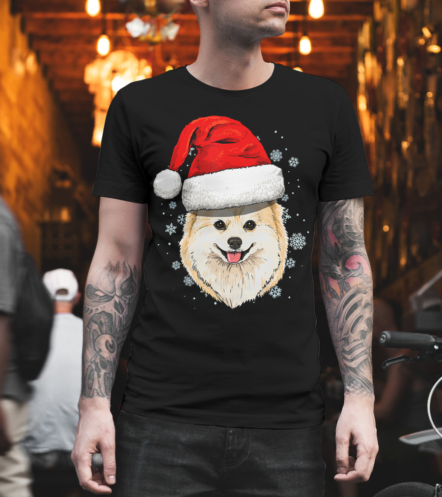 Pomeranian Santa Hat Snowflakes Christmas T-Shirt