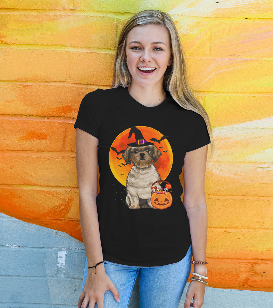 Shih Tzu Dog Halloween Jack O Lantern Pumpkin With Bats And Witch Hat T-Shirt